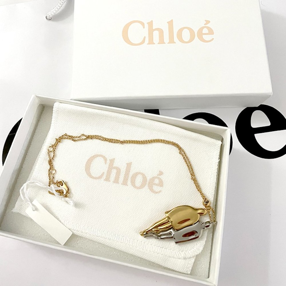NWT CHLOE BONNIE COUPLE NECKLACE IN BRASS